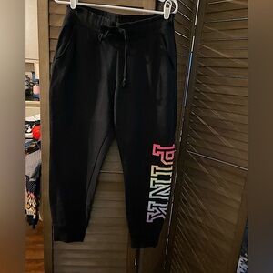 PINK Victoria Secret NWOT Joggers. Size medium